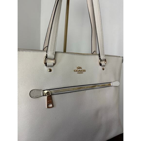 Coach Gallery Tote Gold/Chalk (off white/cream) EUC - Picture 5 of 12